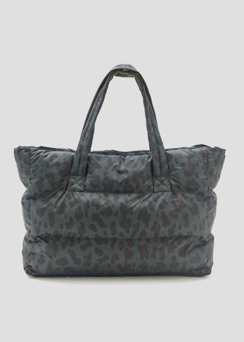 9_LEONA PRINT_UTOT212609-22T_21.jpg