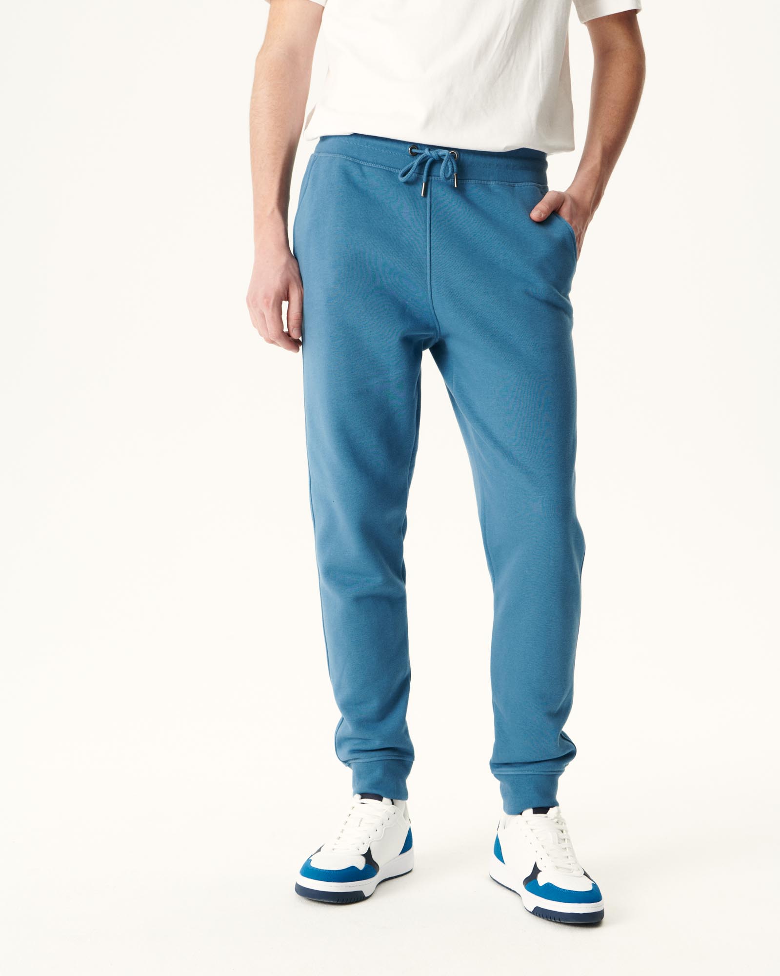 Jogpant homme en coton biologique Bleu jeans Santiago – JOTT