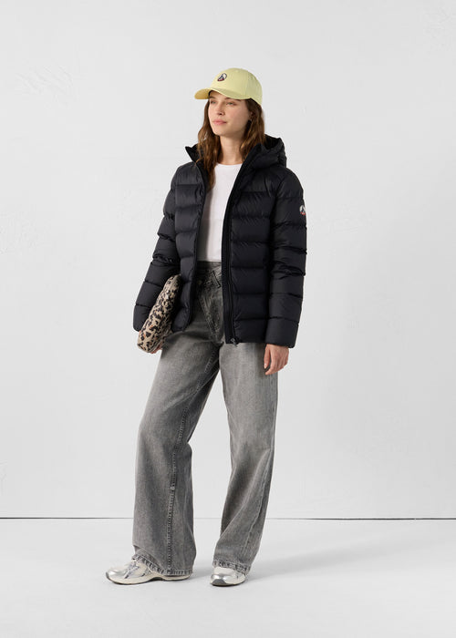 2_JOHANNA_FW24WDOW28-999_11