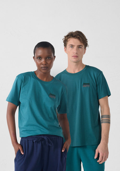 1_LONE GRADIENT_UTSH212501-21F_10.jpg