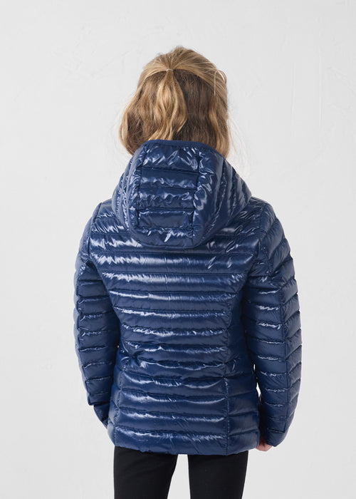Lichtgewicht kinderkleding met capuchon Donsjas Marine Carla shiny - JOTT - 4